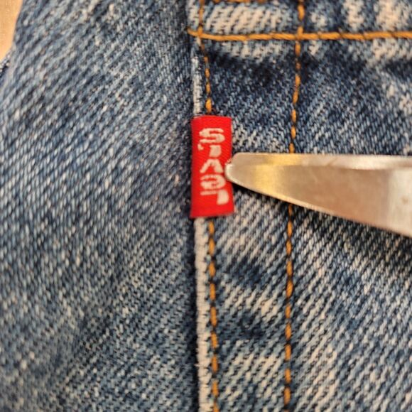 Vintage 1990s Levi's 505 Womens Jeans Size 12 Med Wash Mid Rise USA Classic West - Picture 11 of 16